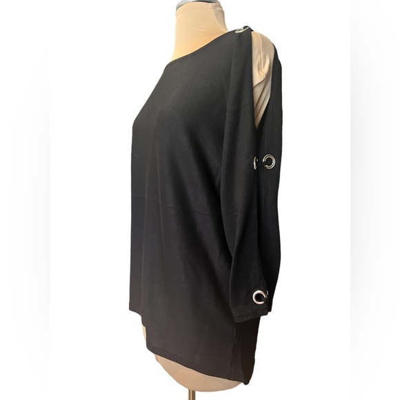 Cable & Gauge Black Knit long Cold Shoulder Sleeves Silver Embellishments - Picture 1 of 11